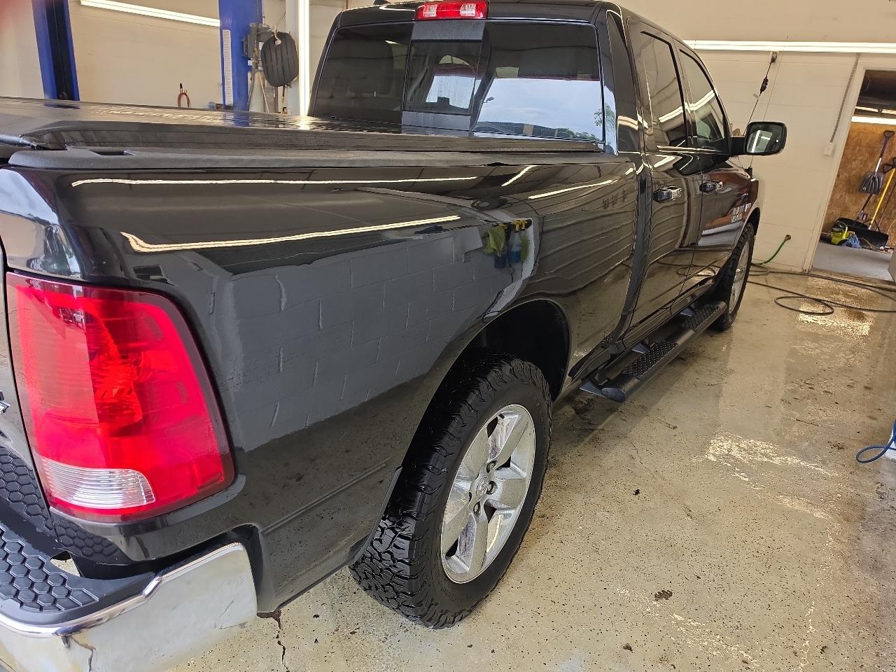 RAM 1500 SLT 2015
