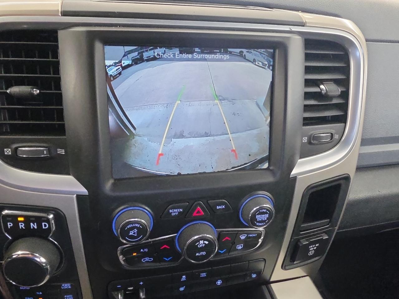 RAM 1500 SLT 2015