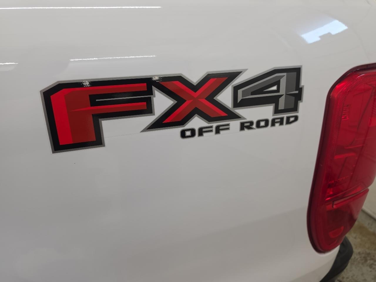 Ford Ranger Supercab 125.4" WB STX 4WD 2021