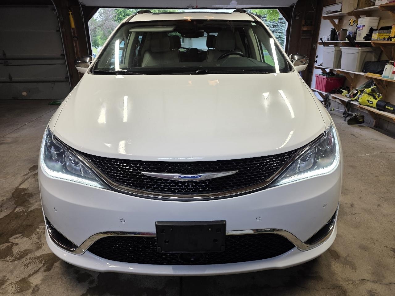 Chrysler Pacifica Limited 2018