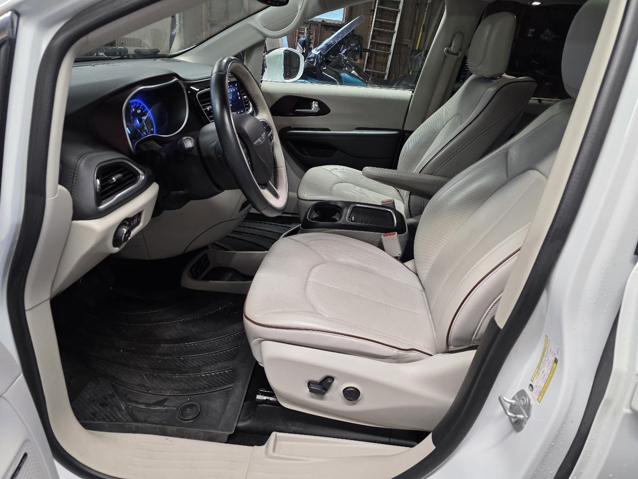 Chrysler Pacifica Limited 2018