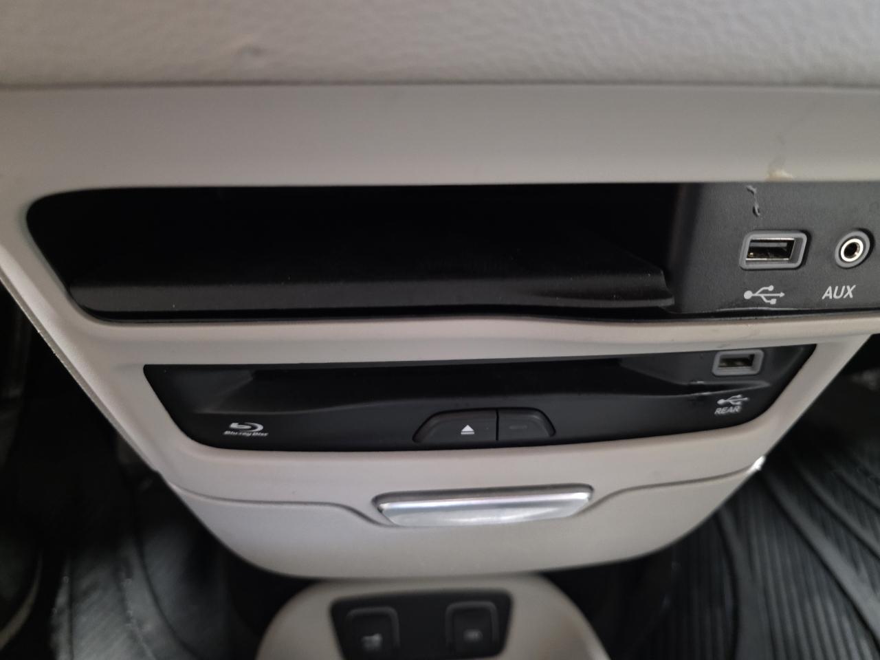 Chrysler Pacifica Limited 2018