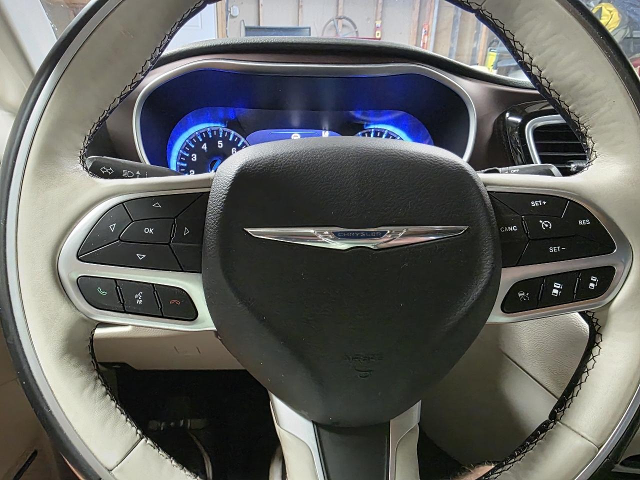 Chrysler Pacifica Limited 2018