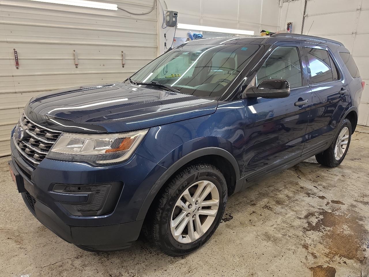 2016 Ford Explorer 4dr XLT 4WD