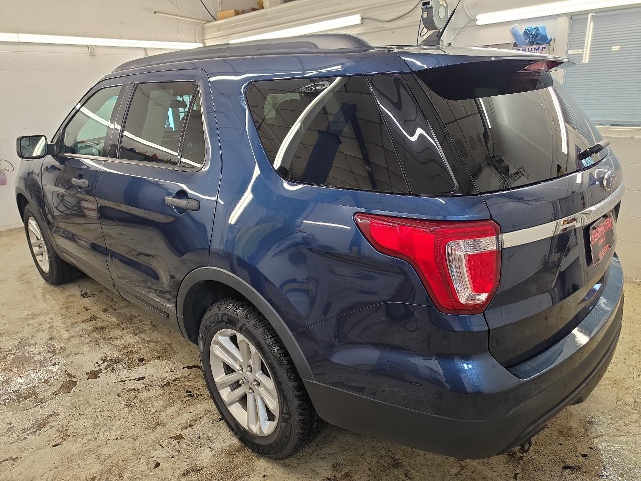 Ford Explorer 4dr XLT 4WD 2016