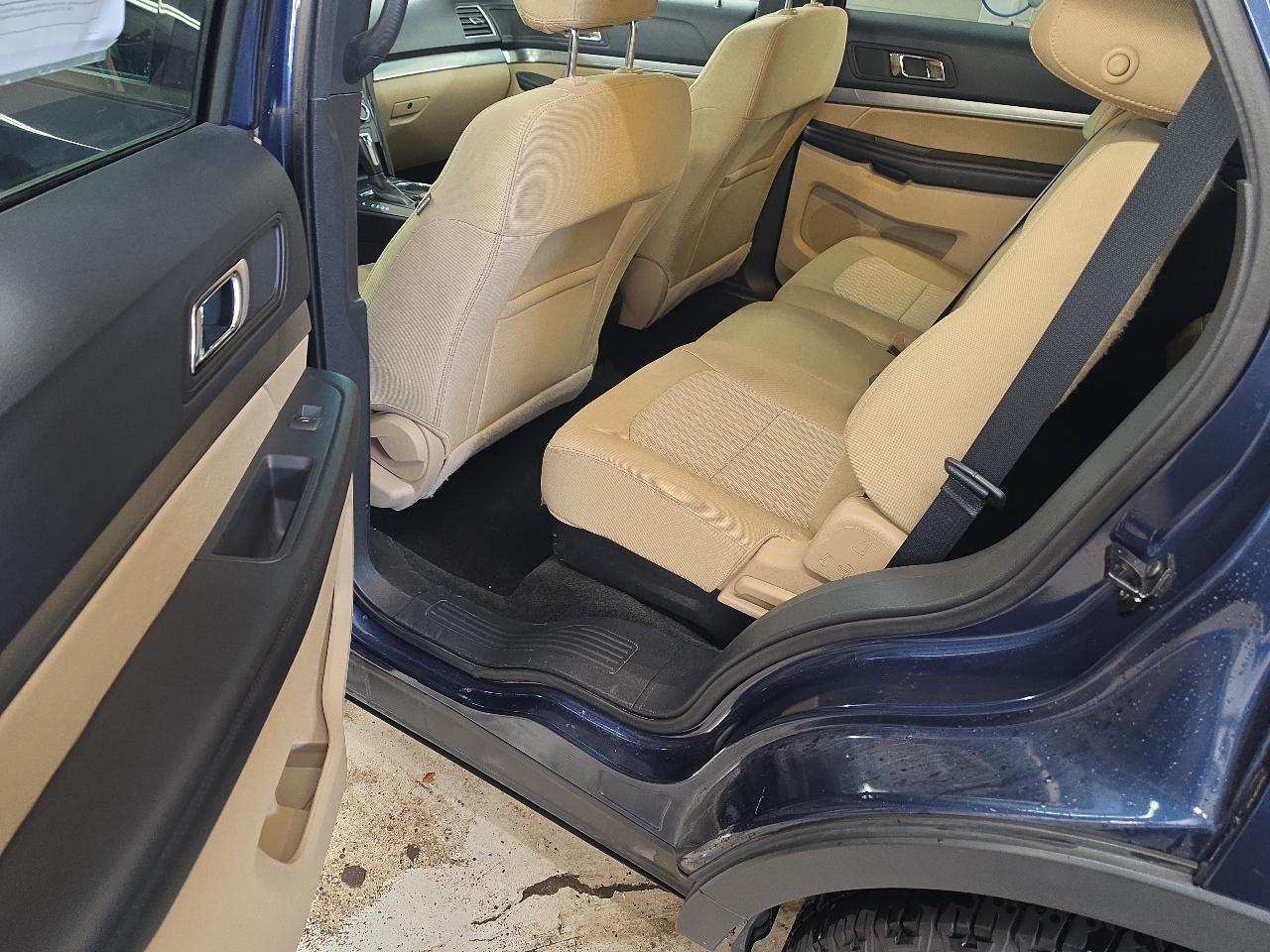 Ford Explorer 4dr XLT 4WD 2016