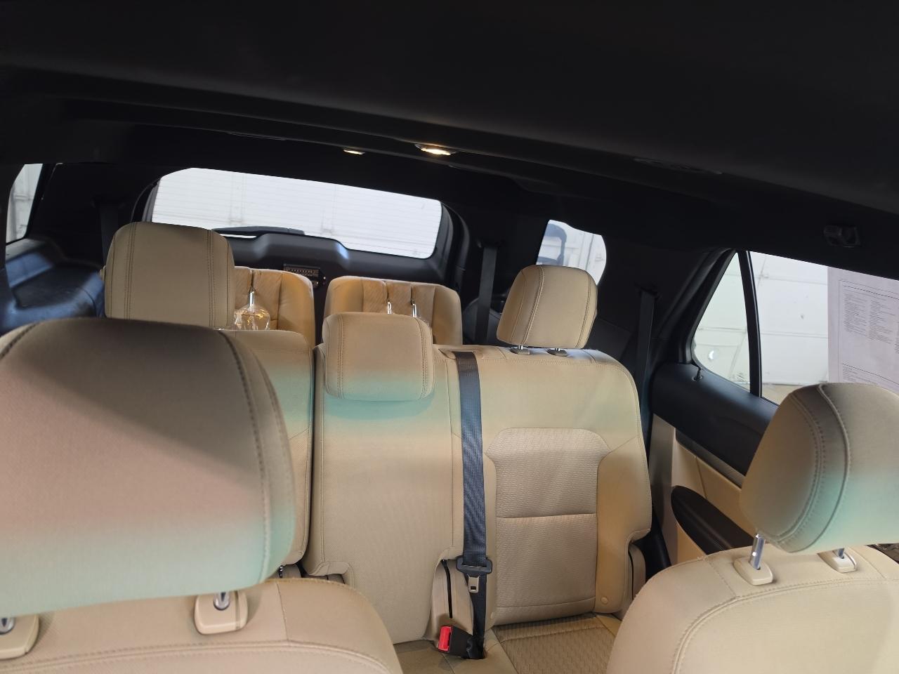 Ford Explorer 4dr XLT 4WD 2016
