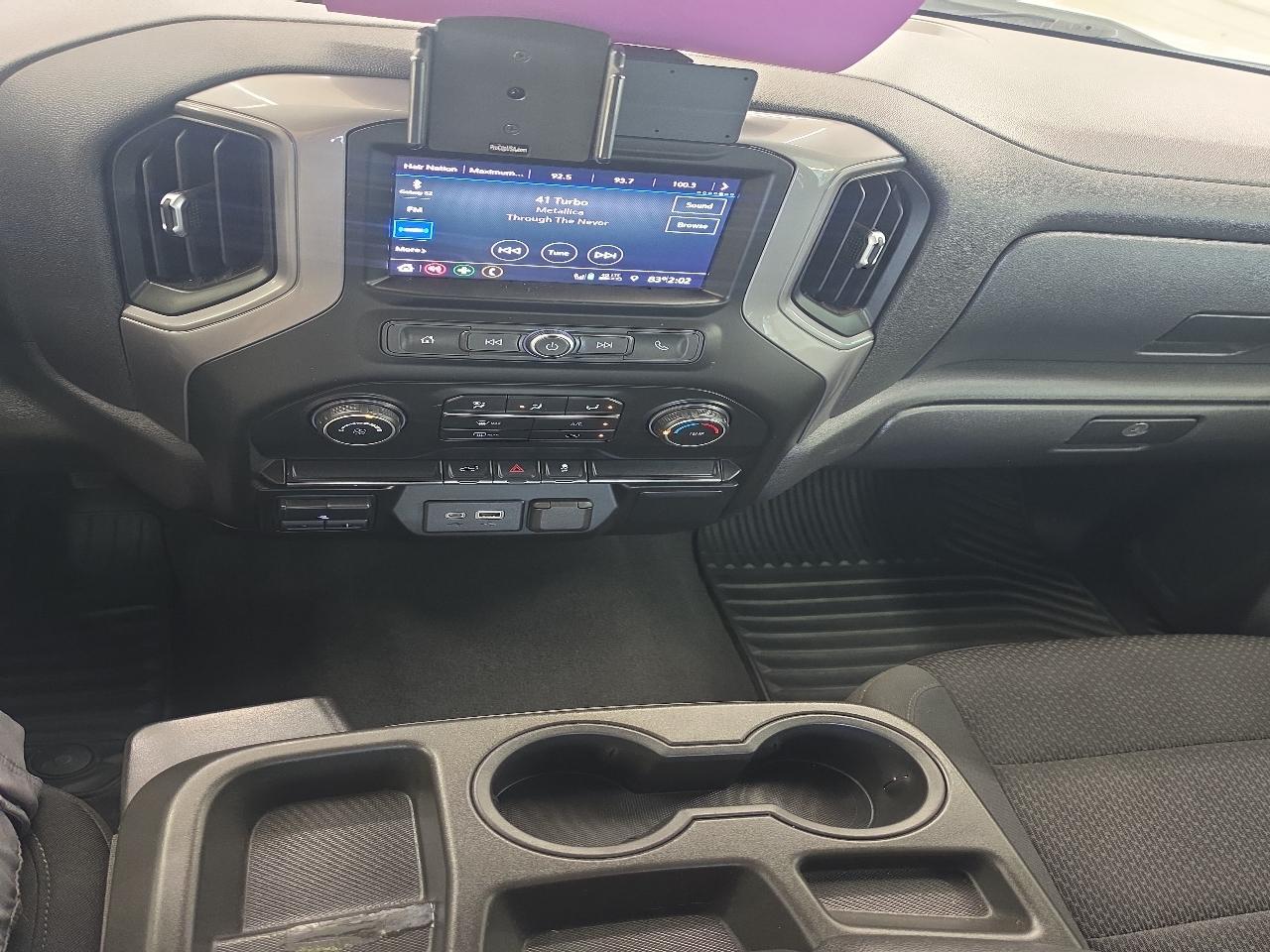 Chevrolet Silverado 1500 4WD Crew Cab 143.5" Custom 2021
