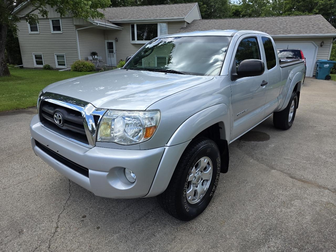 Toyota Tacoma Access Cab V6 Manual 4WD 2005