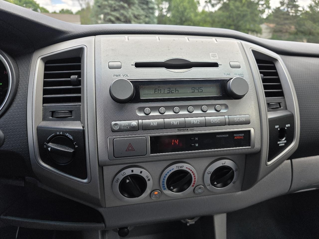 Toyota Tacoma Access Cab V6 Manual 4WD 2005