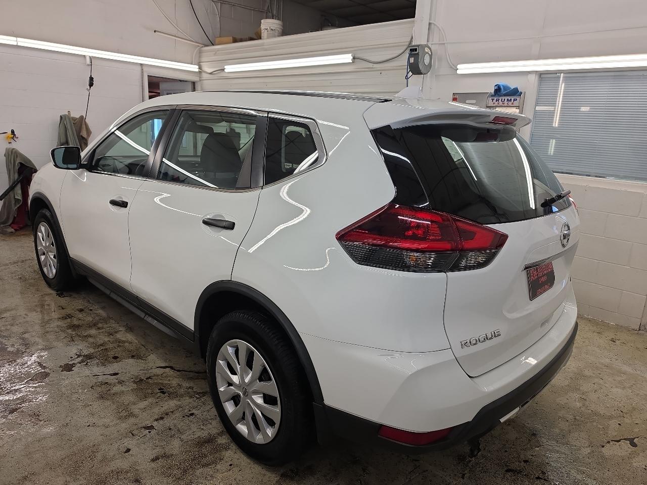 Nissan Rogue S 4D SUV AWD 2018