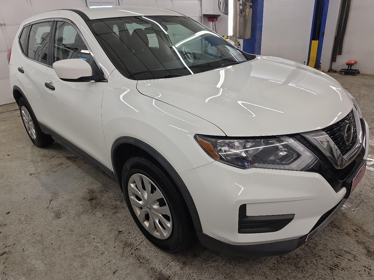 Nissan Rogue S 4D SUV AWD 2018