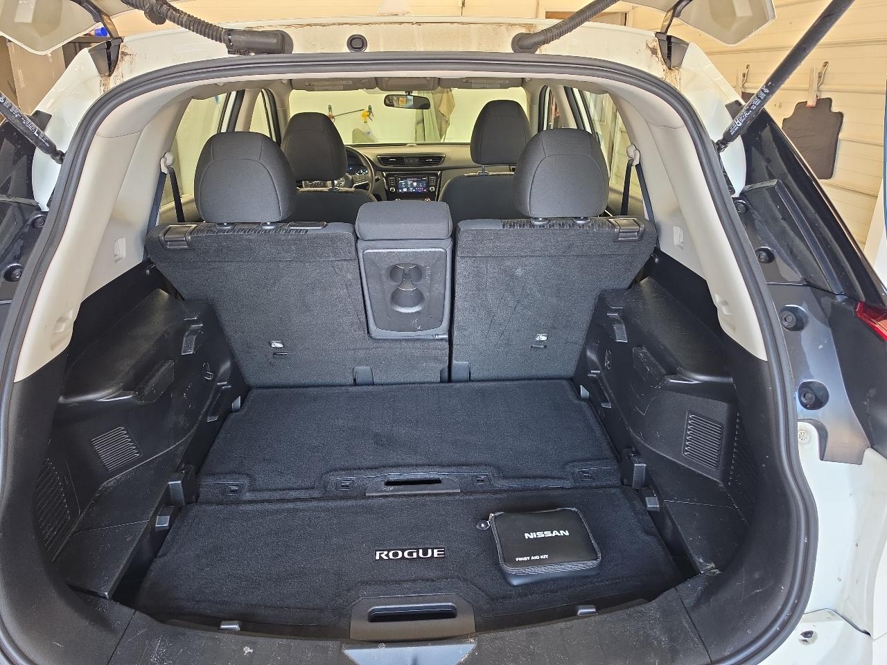 Nissan Rogue S 4D SUV AWD 2018