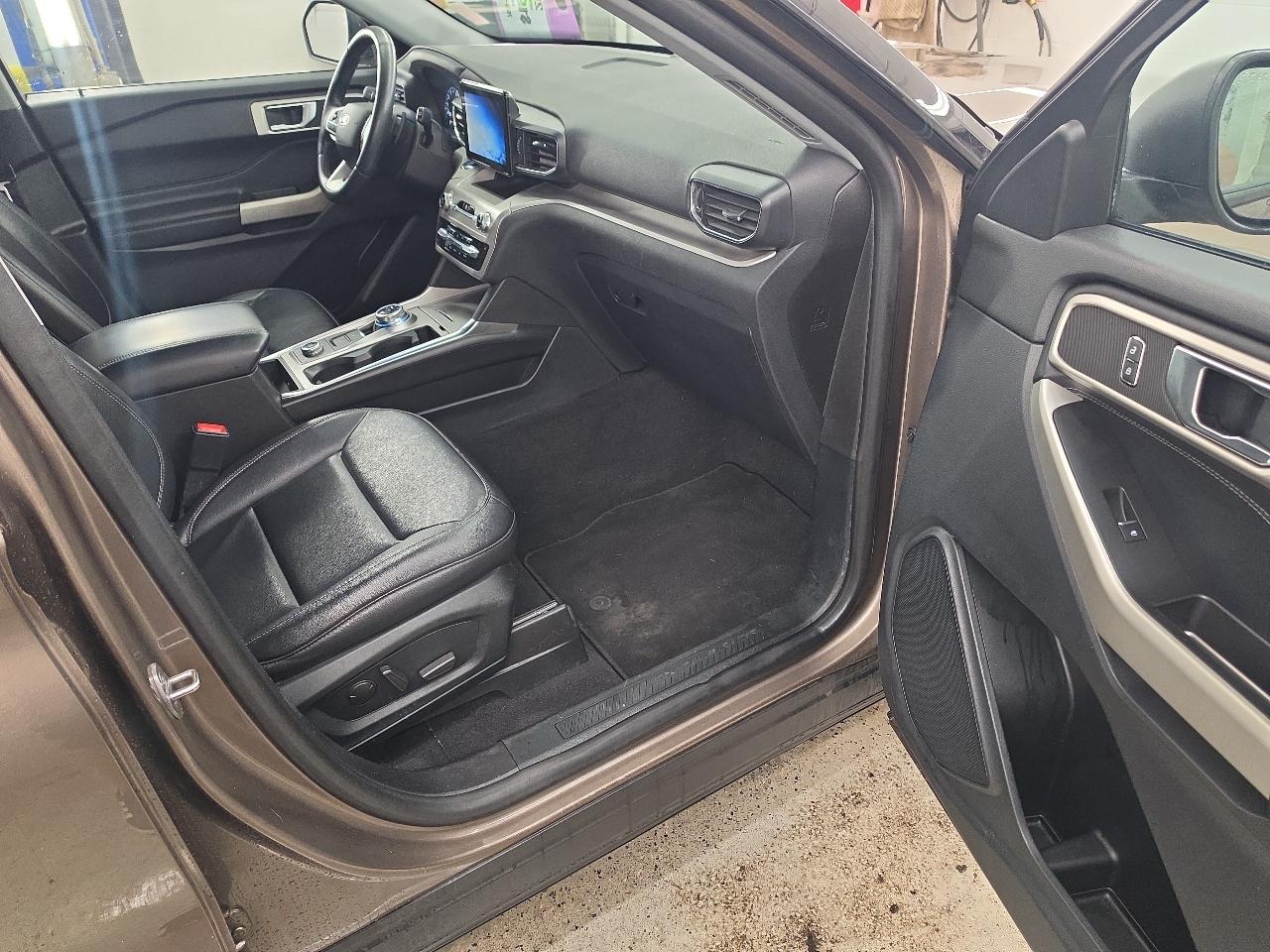 Ford Explorer XLT 2021
