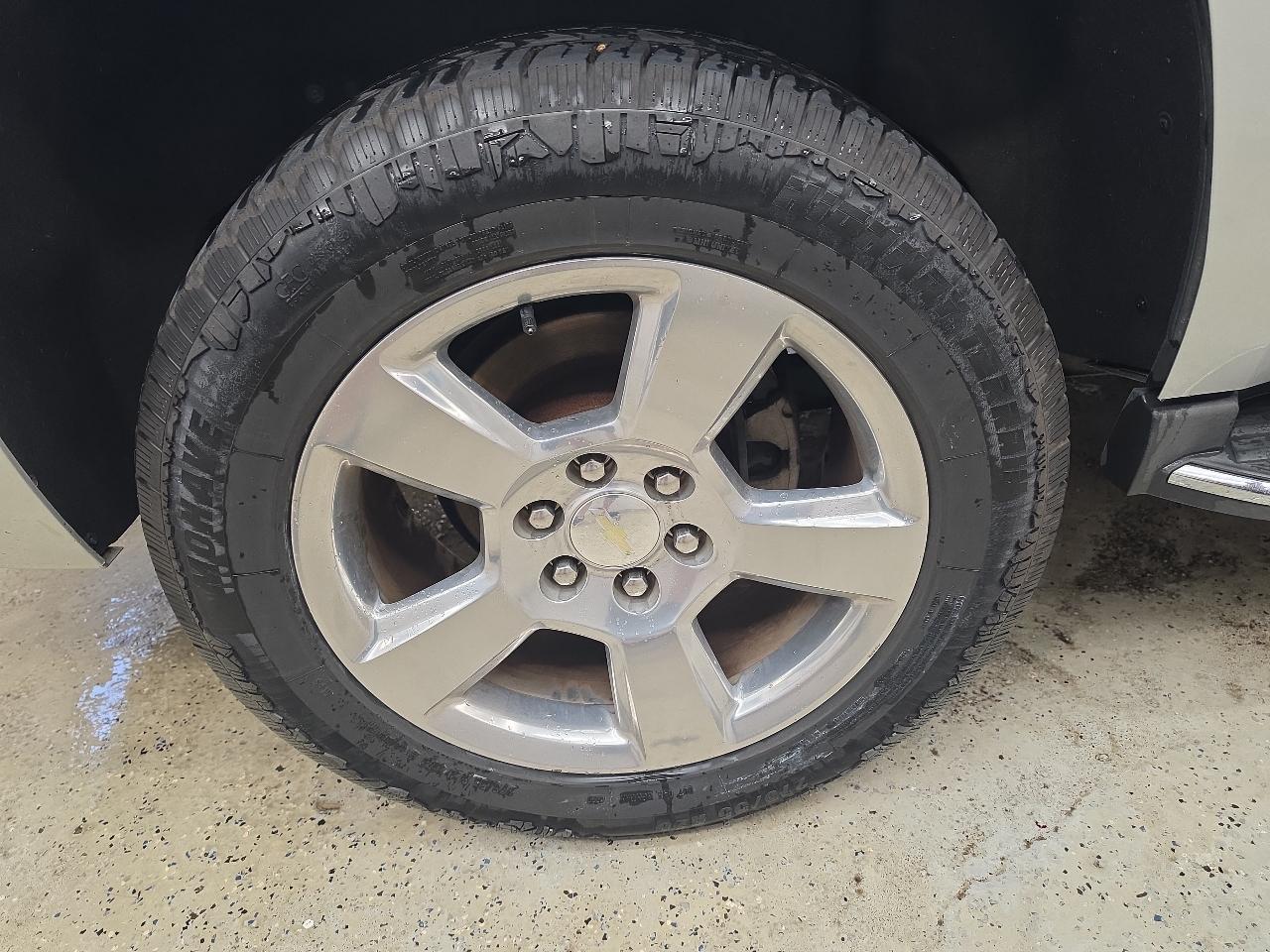 Chevrolet Tahoe 4WD 4dr Premier 2018