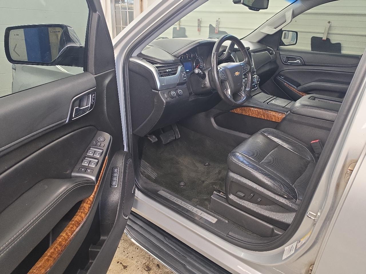 Chevrolet Tahoe 4WD 4dr Premier 2018