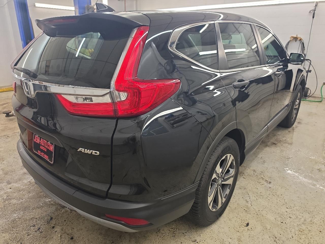 Honda CR-V LX 4D SUV 4WD 2019