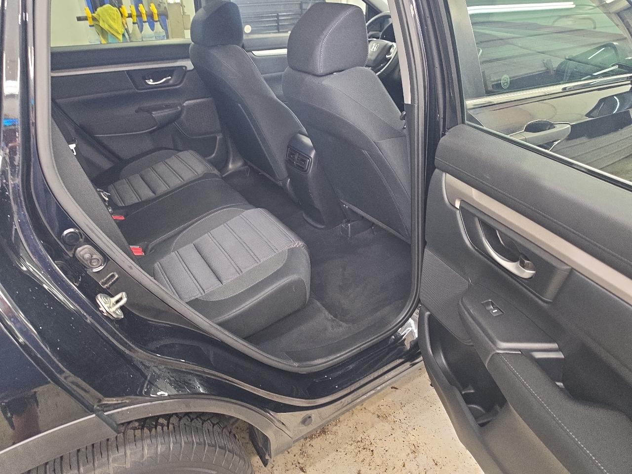 Honda CR-V LX 4D SUV 4WD 2019