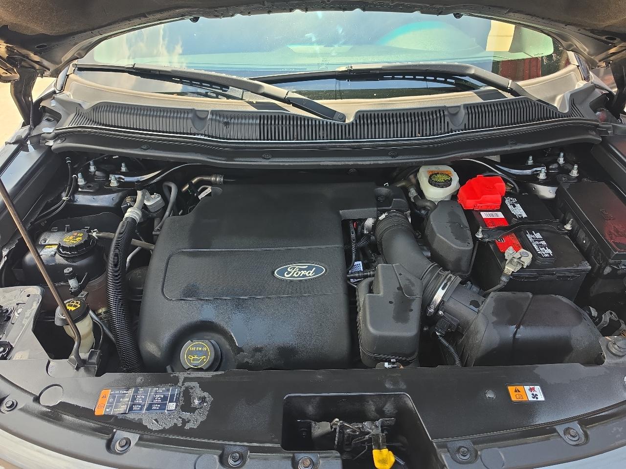 Ford Explorer Limited 4D SUV AWD 2014