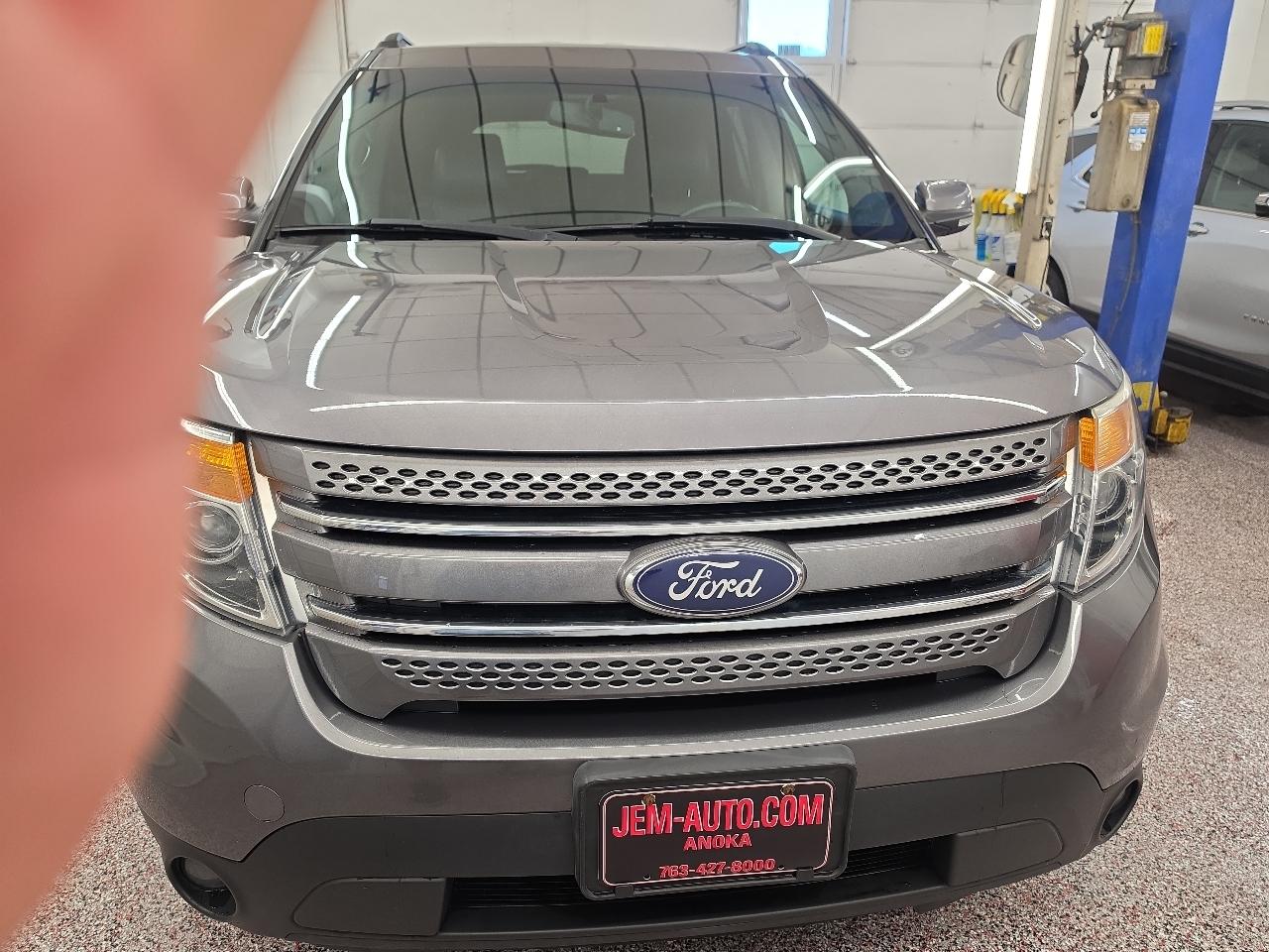 Ford Explorer Limited 4D SUV AWD 2014
