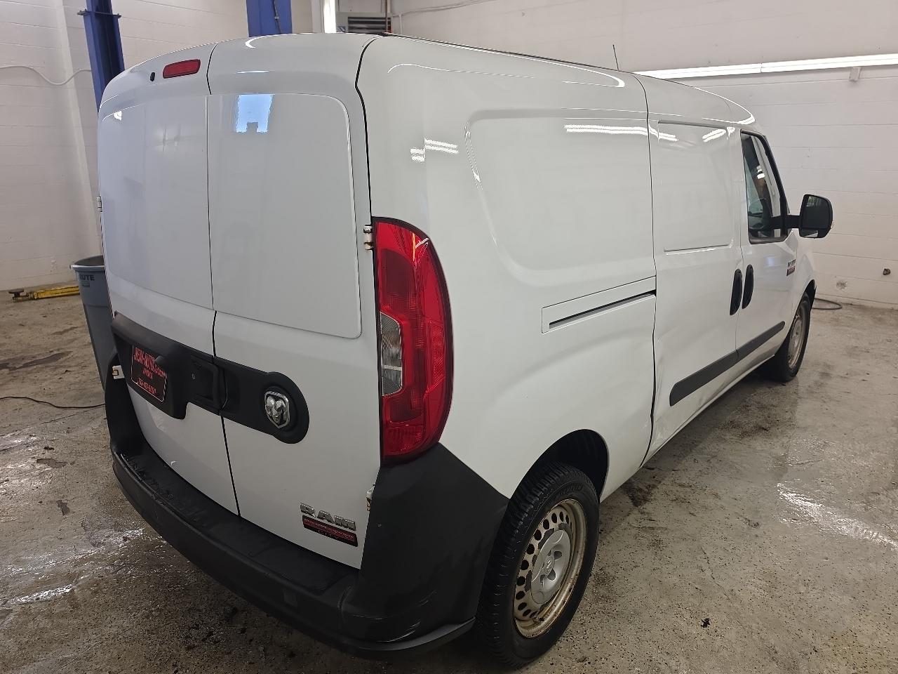 RAM ProMaster City Tradesman Cargo 2017