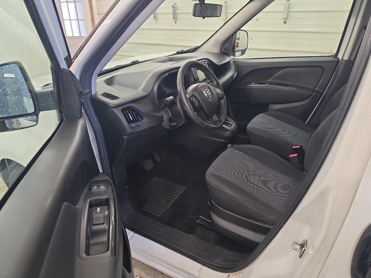 RAM ProMaster City Tradesman Cargo 2017