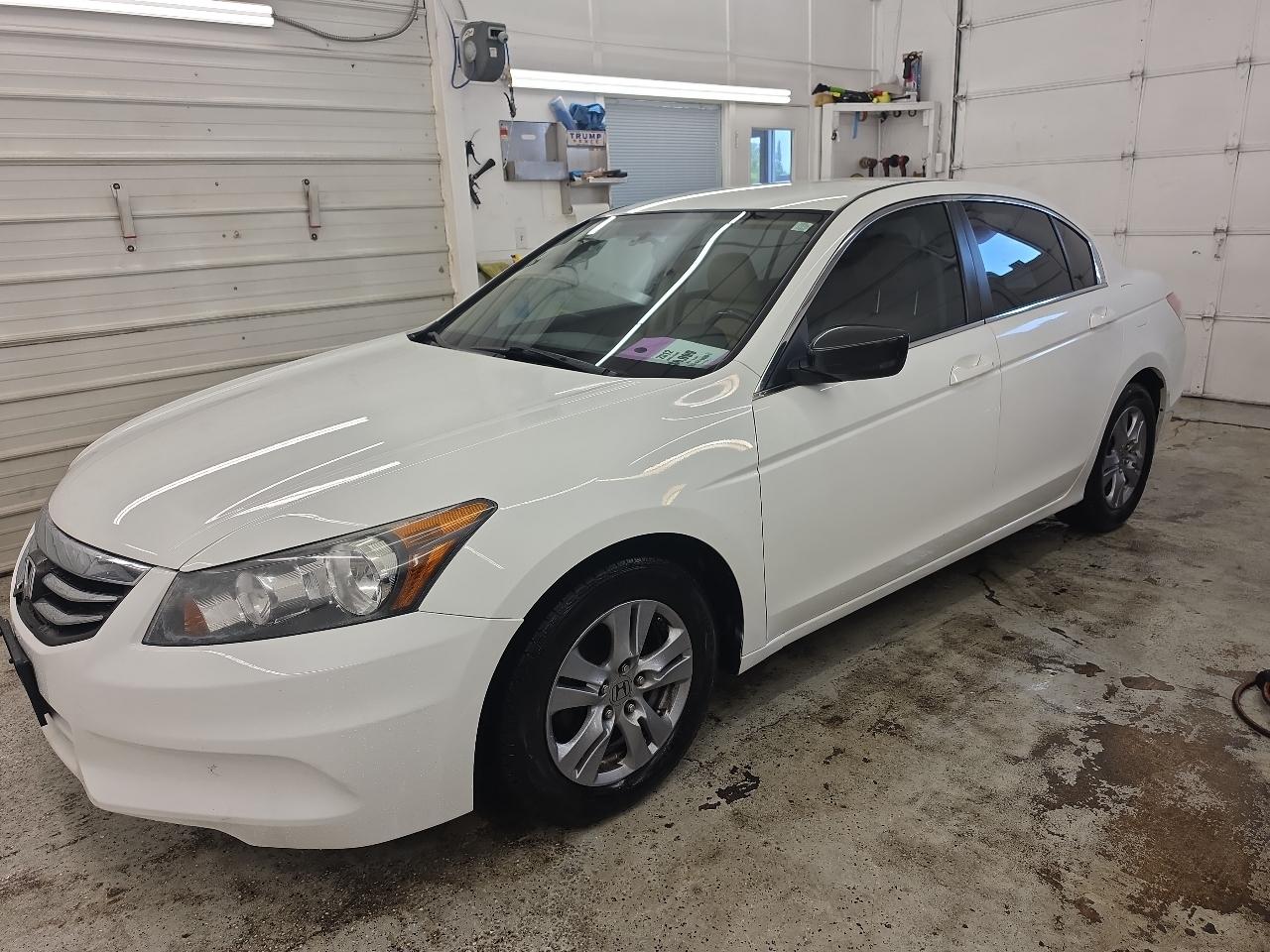 Honda Accord SE Sedan AT 2012