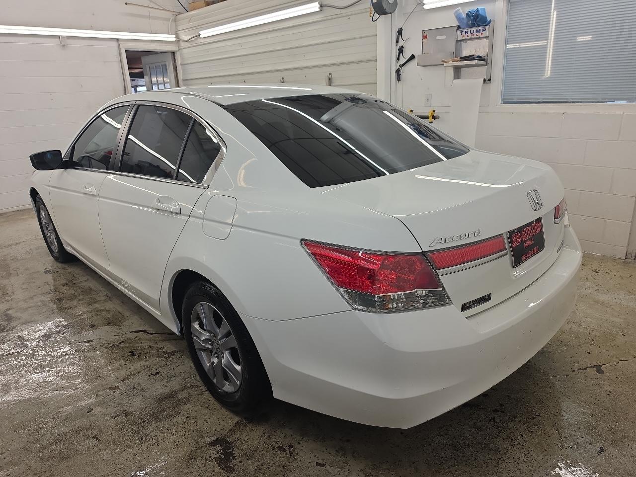 Honda Accord SE Sedan AT 2012
