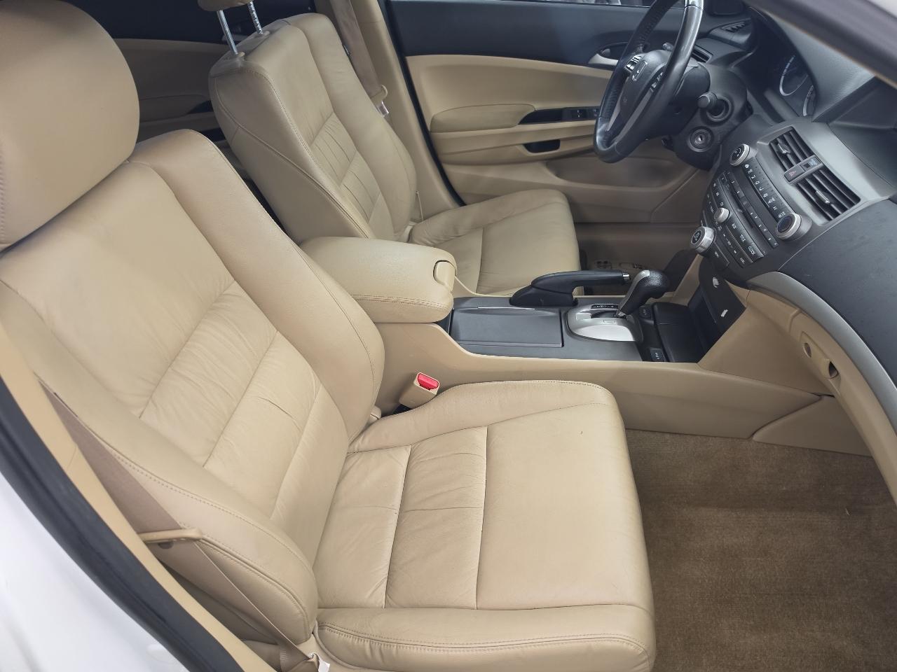 Honda Accord SE Sedan AT 2012