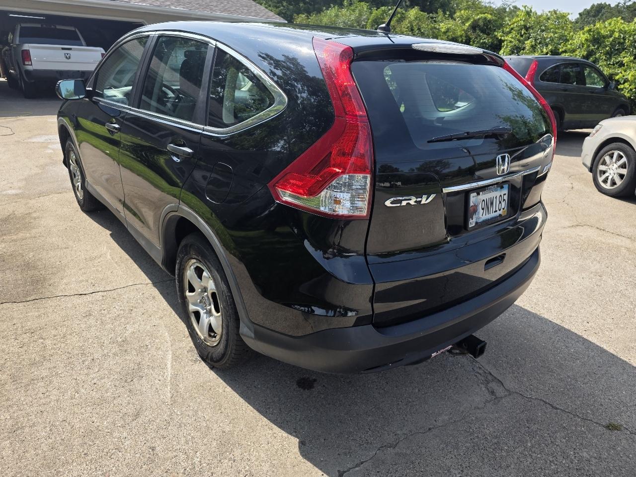 Honda CR-V LX 4WD 5-Speed AT 2013