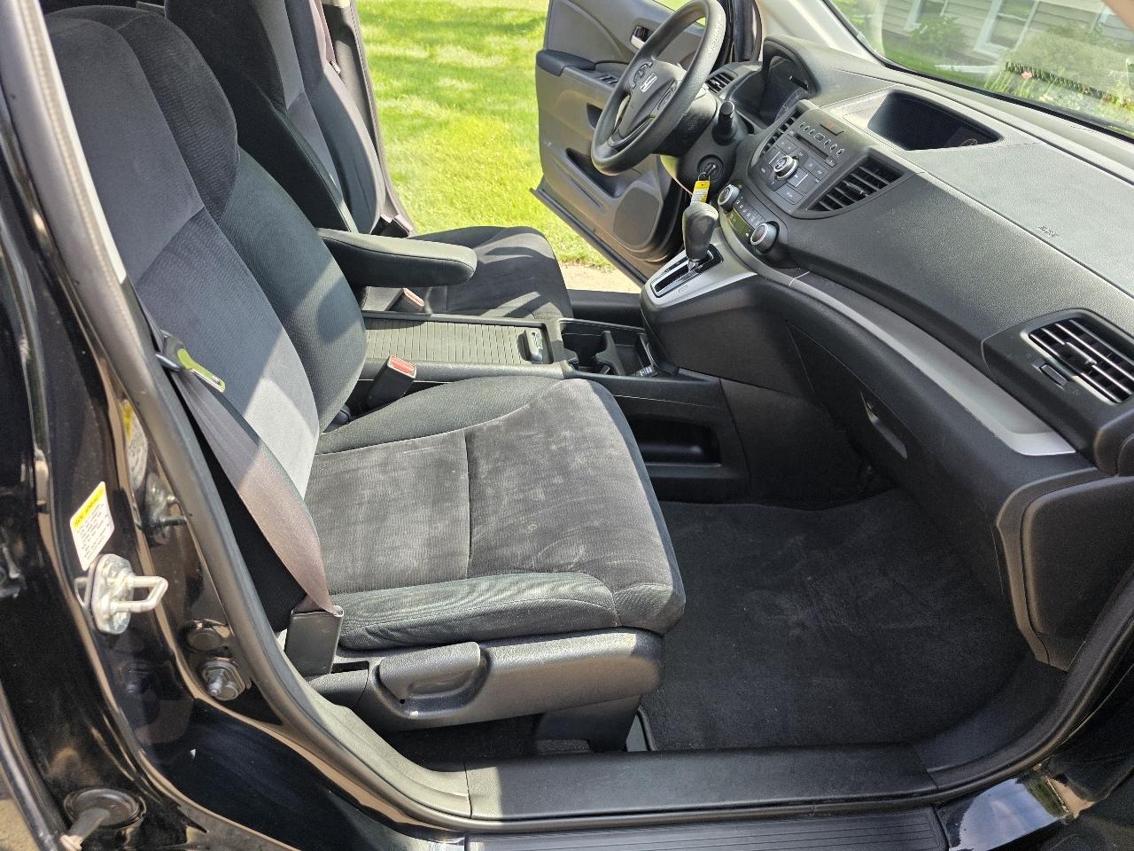 Honda CR-V LX 4WD 5-Speed AT 2013