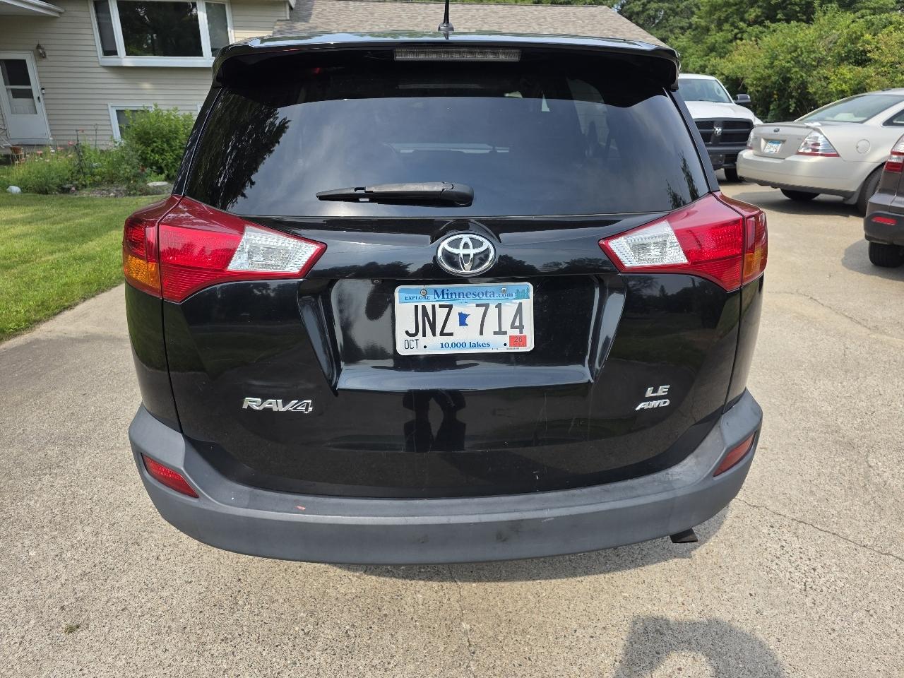 Toyota RAV4 LE AWD 2013