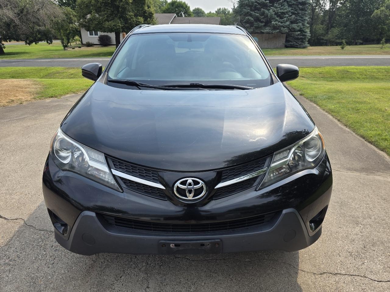 Toyota RAV4 LE AWD 2013