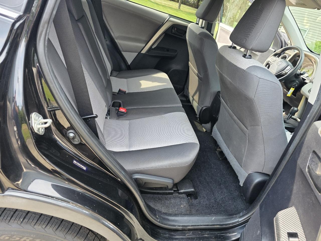 Toyota RAV4 LE AWD 2013