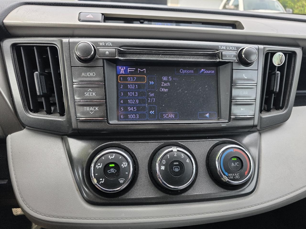 Toyota RAV4 LE AWD 2013