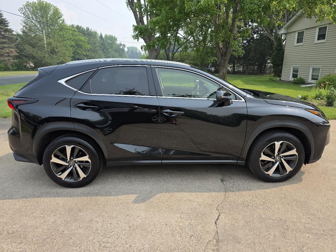 Lexus NX 200t AWD 2019