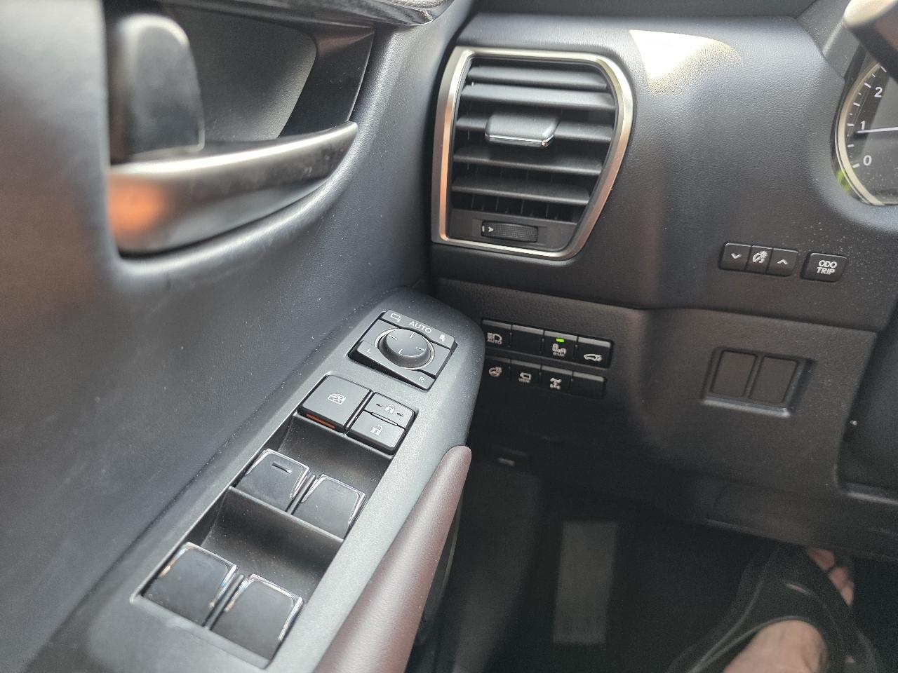 Lexus NX 200t AWD 2019