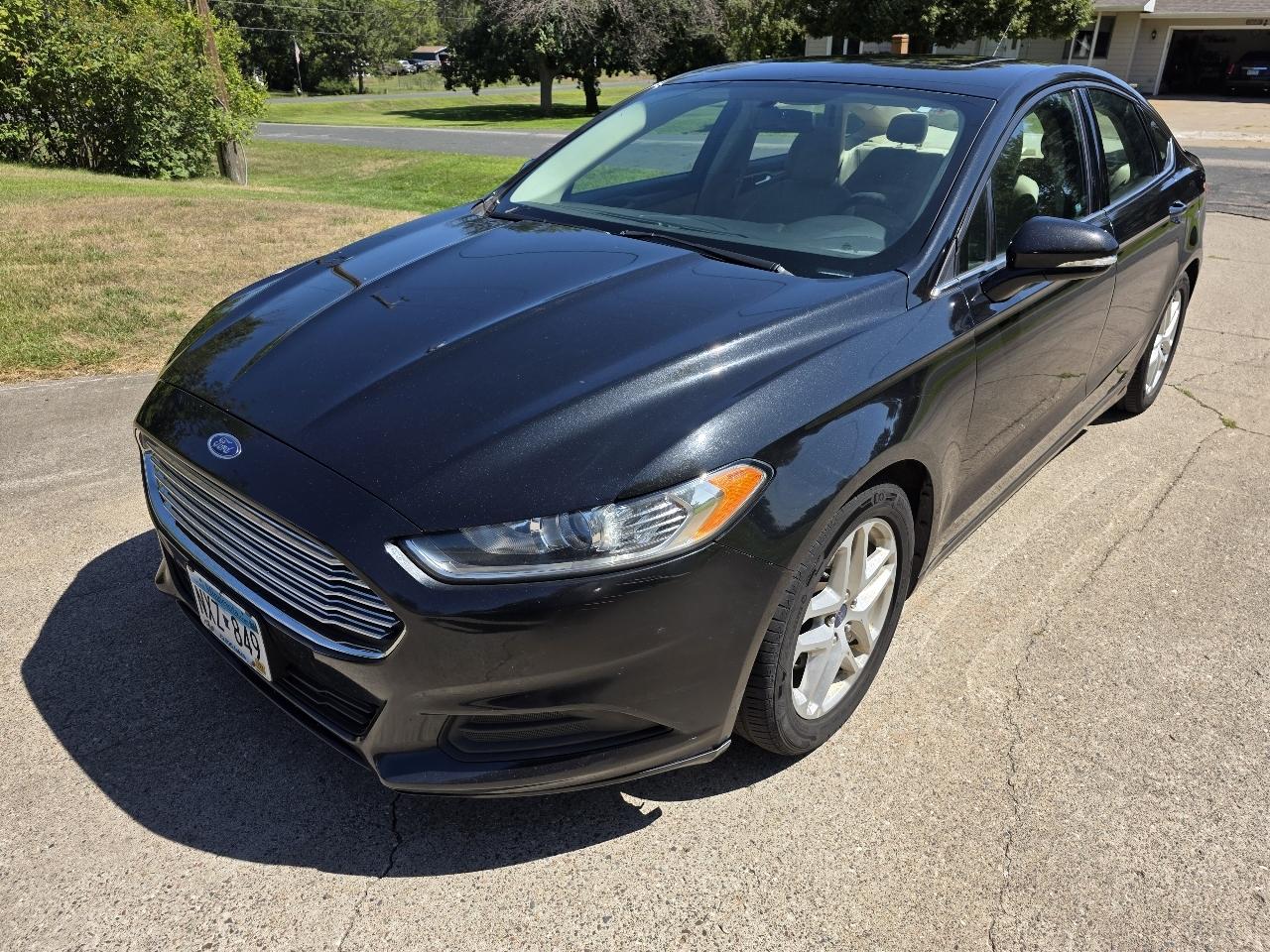 Ford Fusion SE 2015