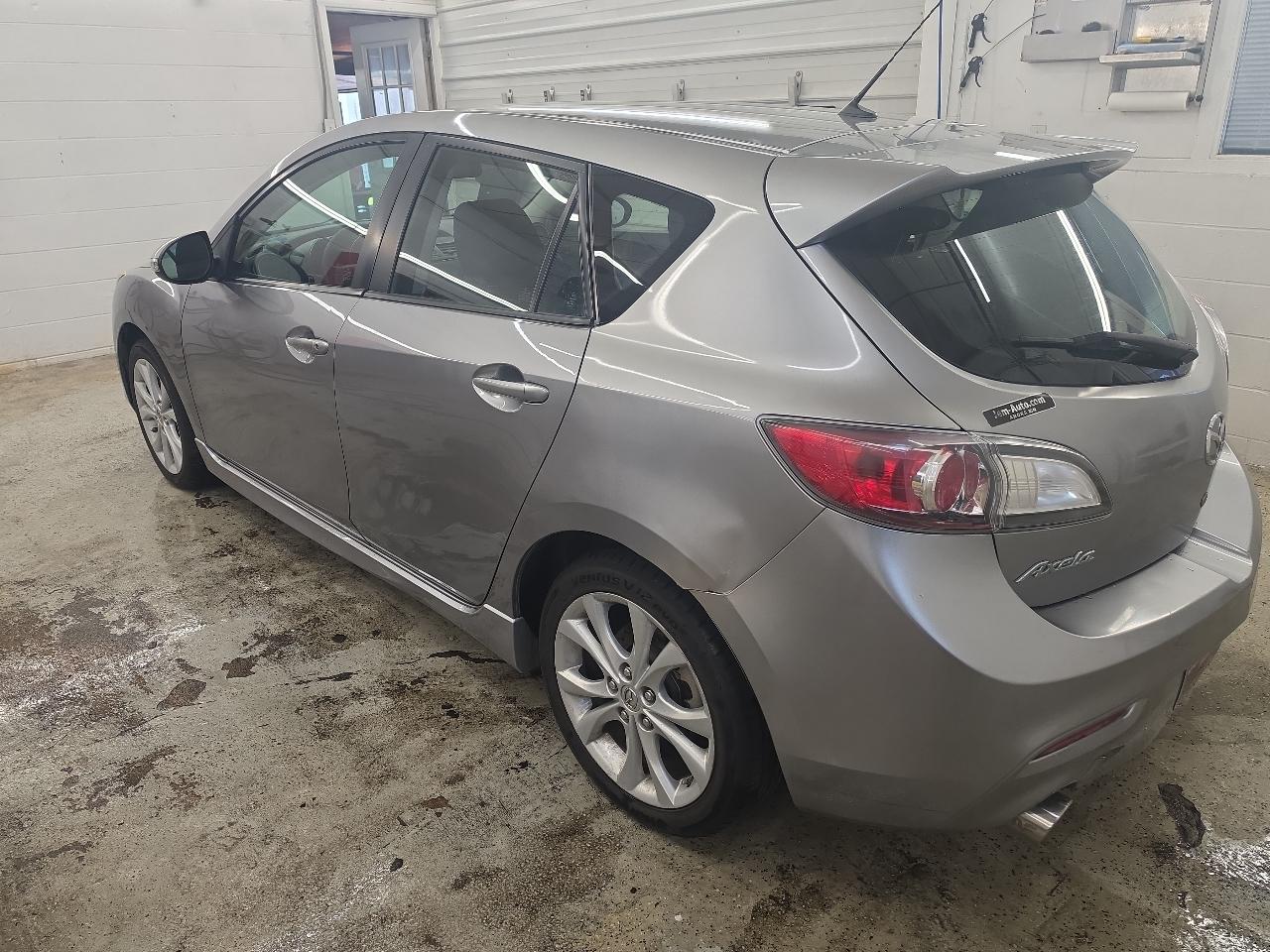 Mazda MAZDA3 s Sport 5-Door 2010