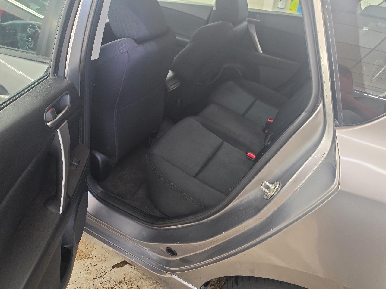 Mazda MAZDA3 s Sport 5-Door 2010