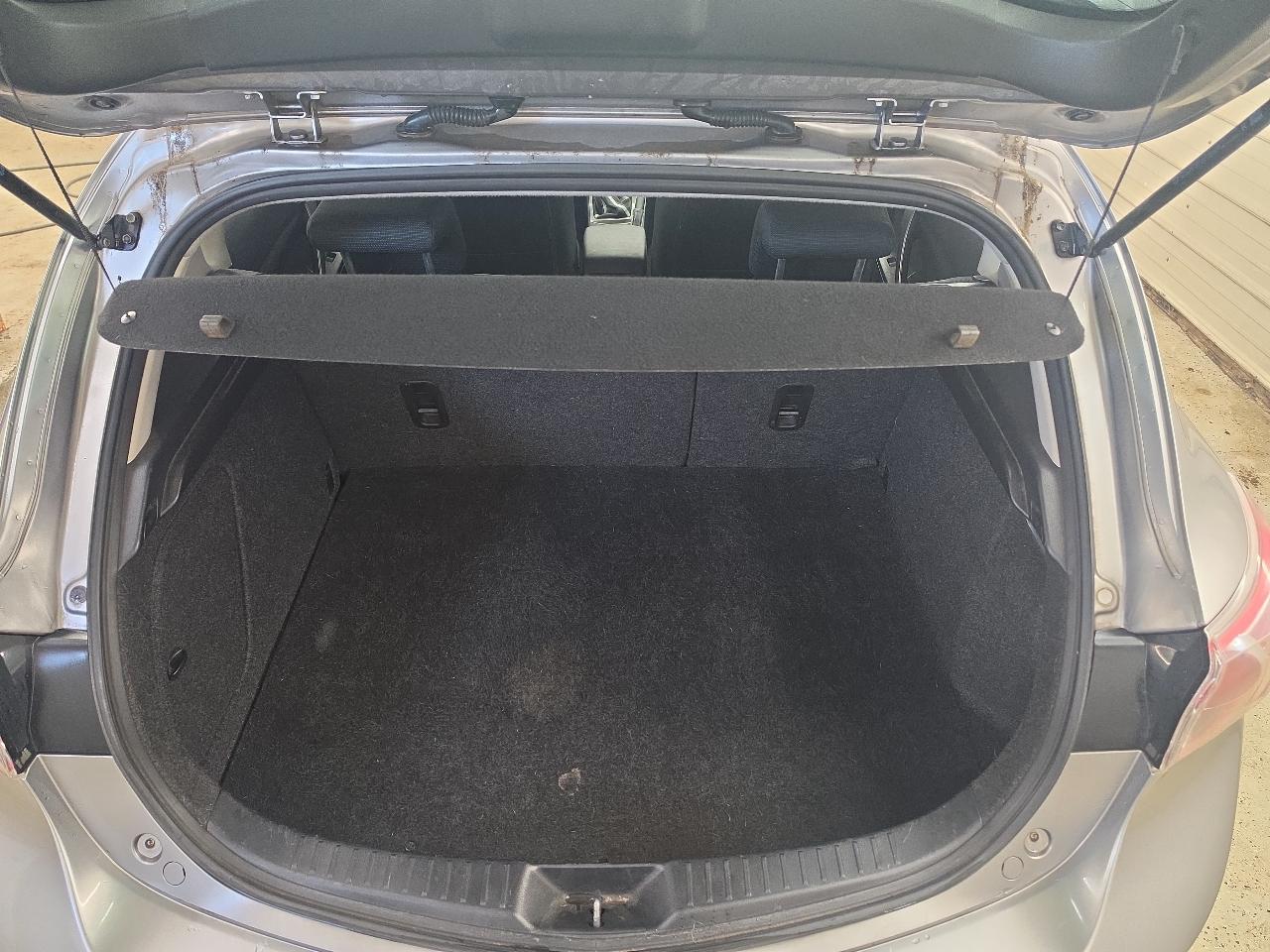 Mazda MAZDA3 s Sport 5-Door 2010