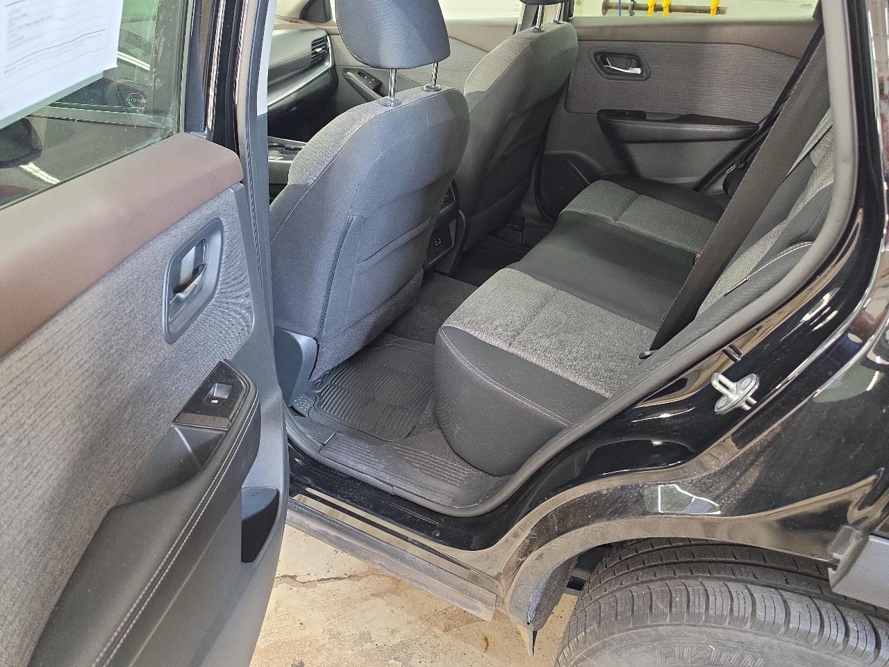 Nissan Rogue SV AWD 2022