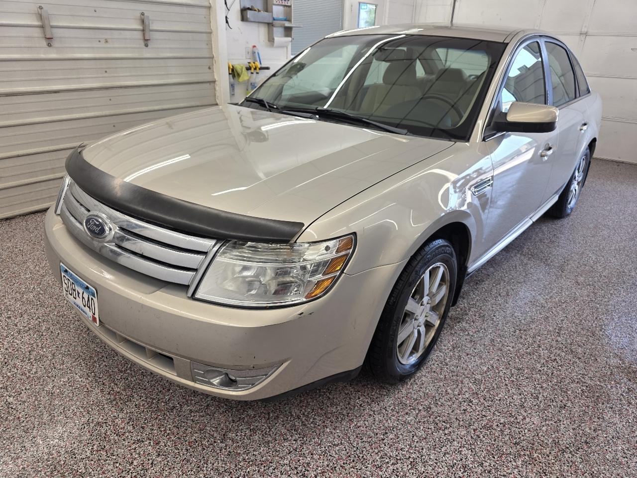 Ford Taurus SEL FWD 2009
