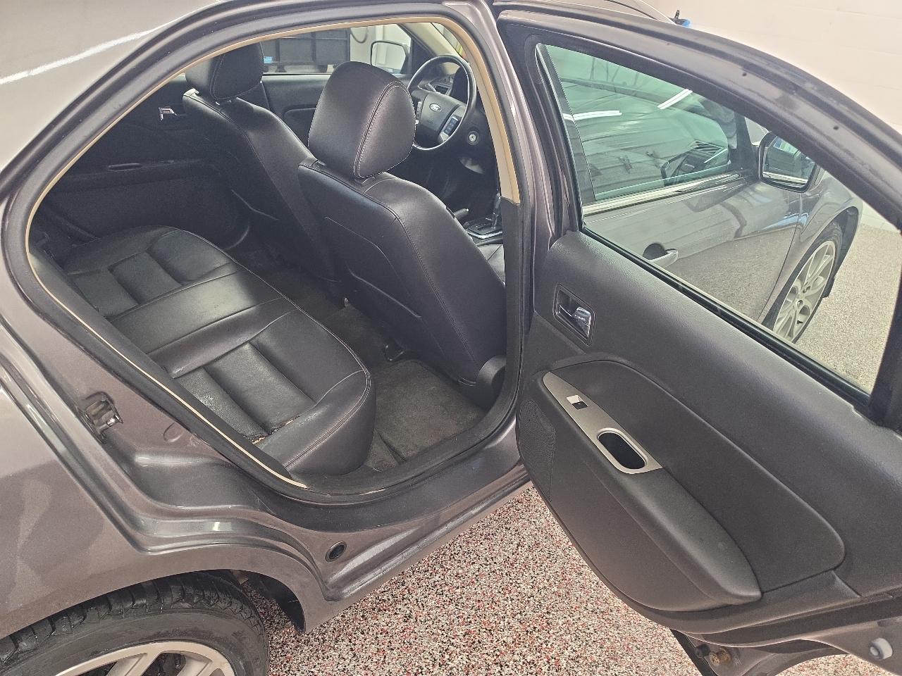 Ford Fusion SEL 2012
