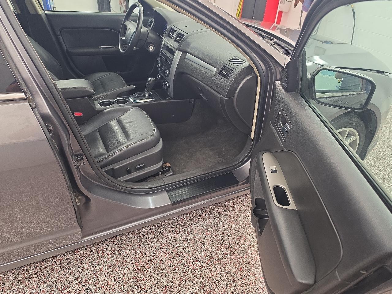 Ford Fusion SEL 2012