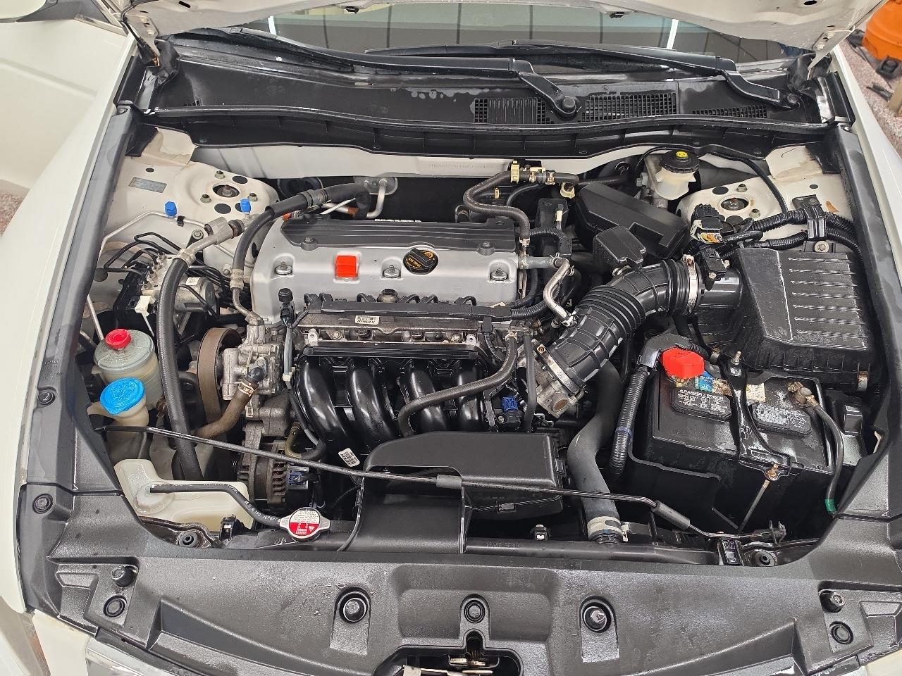 Honda Accord SE Sedan AT 2011