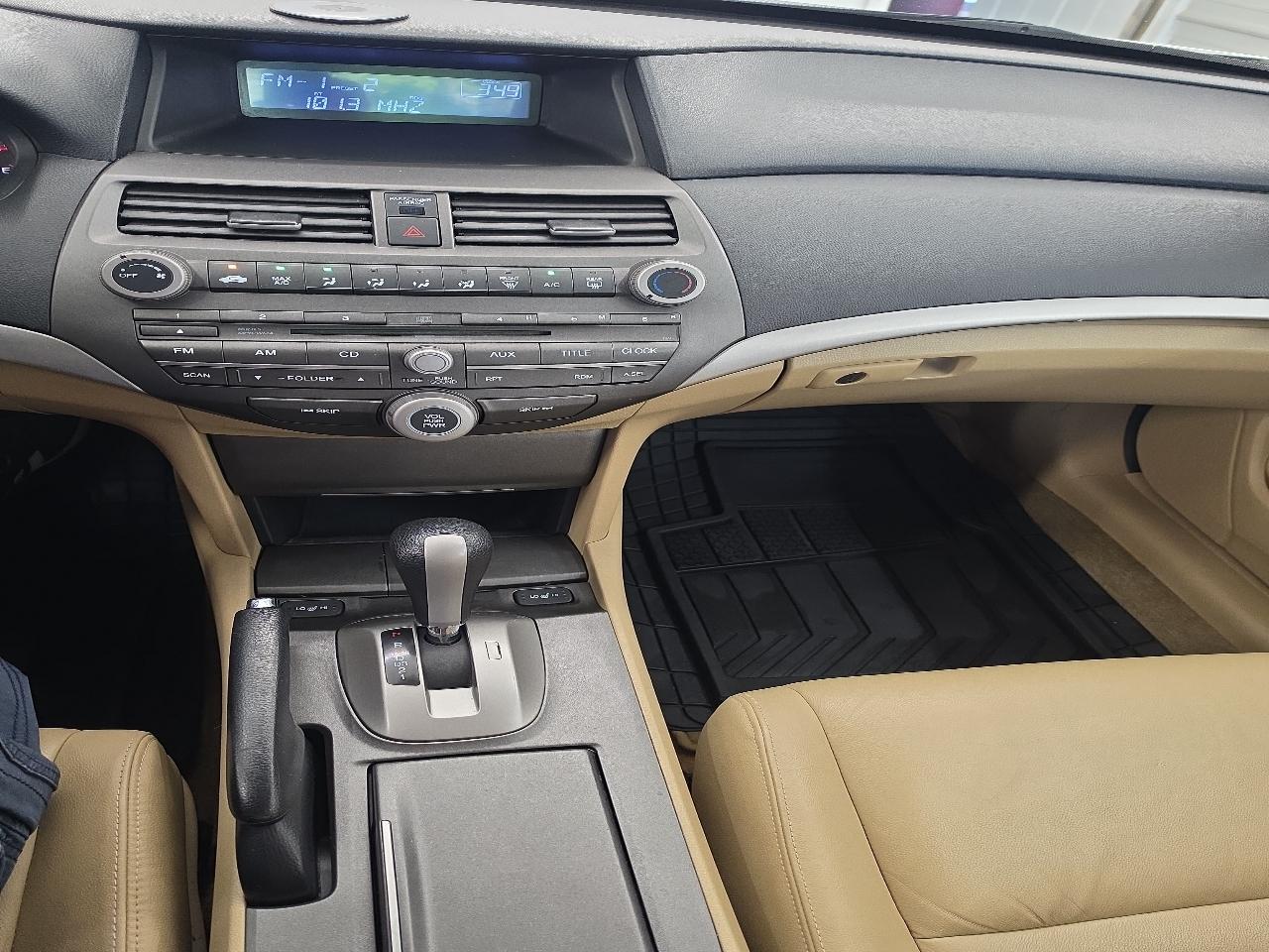 Honda Accord SE Sedan AT 2011
