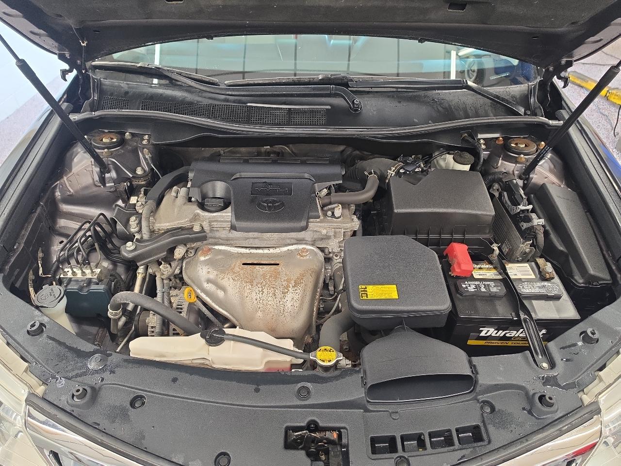 Toyota Camry 2014.5 4dr Sdn I4 Auto LE (Natl) 2012