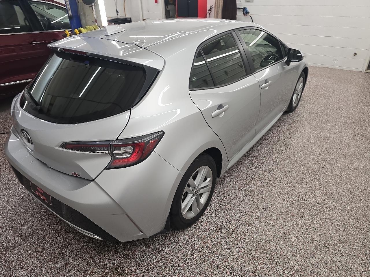Toyota Corolla SE Hatchback CVT 2021