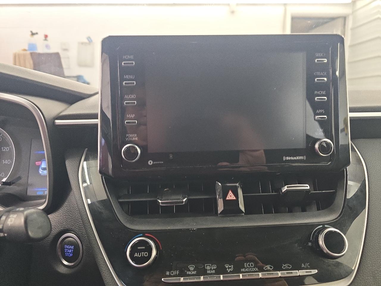 Toyota Corolla SE Hatchback CVT 2021